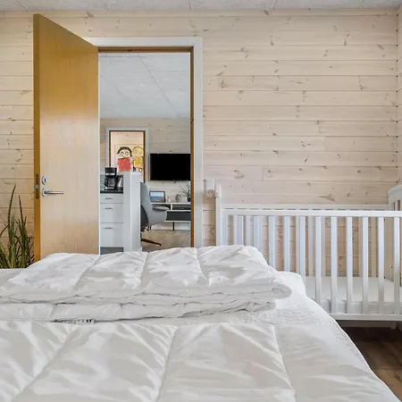 Three-bedroom In Vestervig